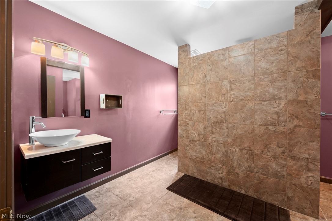 241 Myrtle Street Ravenna OH 44266