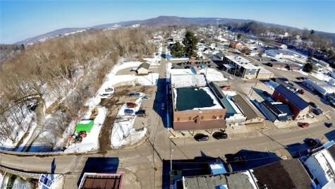 182 West Front Street Killbuck OH 44637