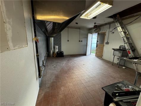 4712 W 130th Street Cleveland OH 44135