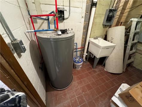 4712 W 130th Street Cleveland OH 44135