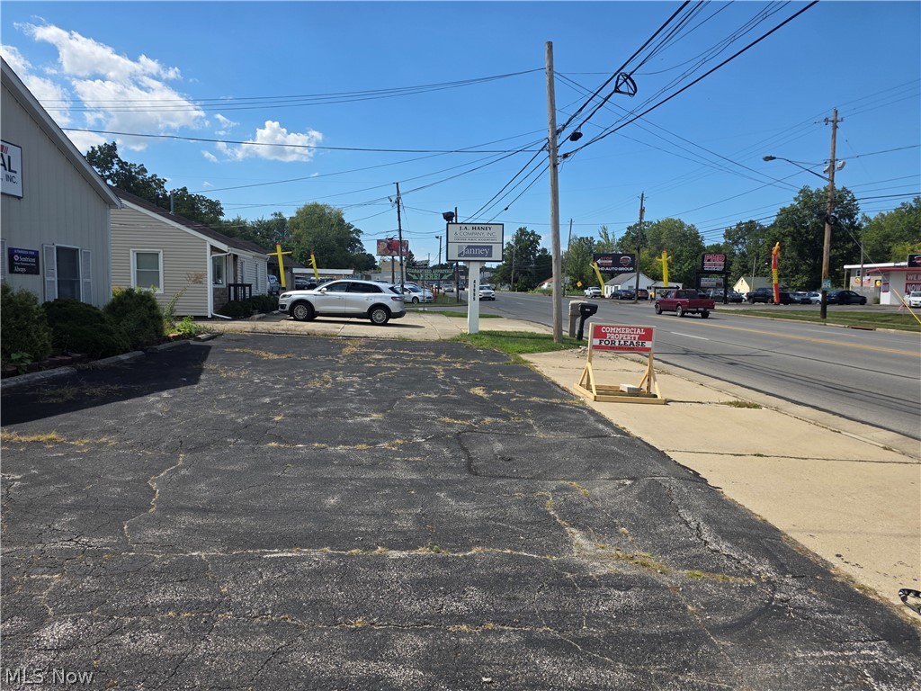 41981 N Ridge Road Elyria OH 44035