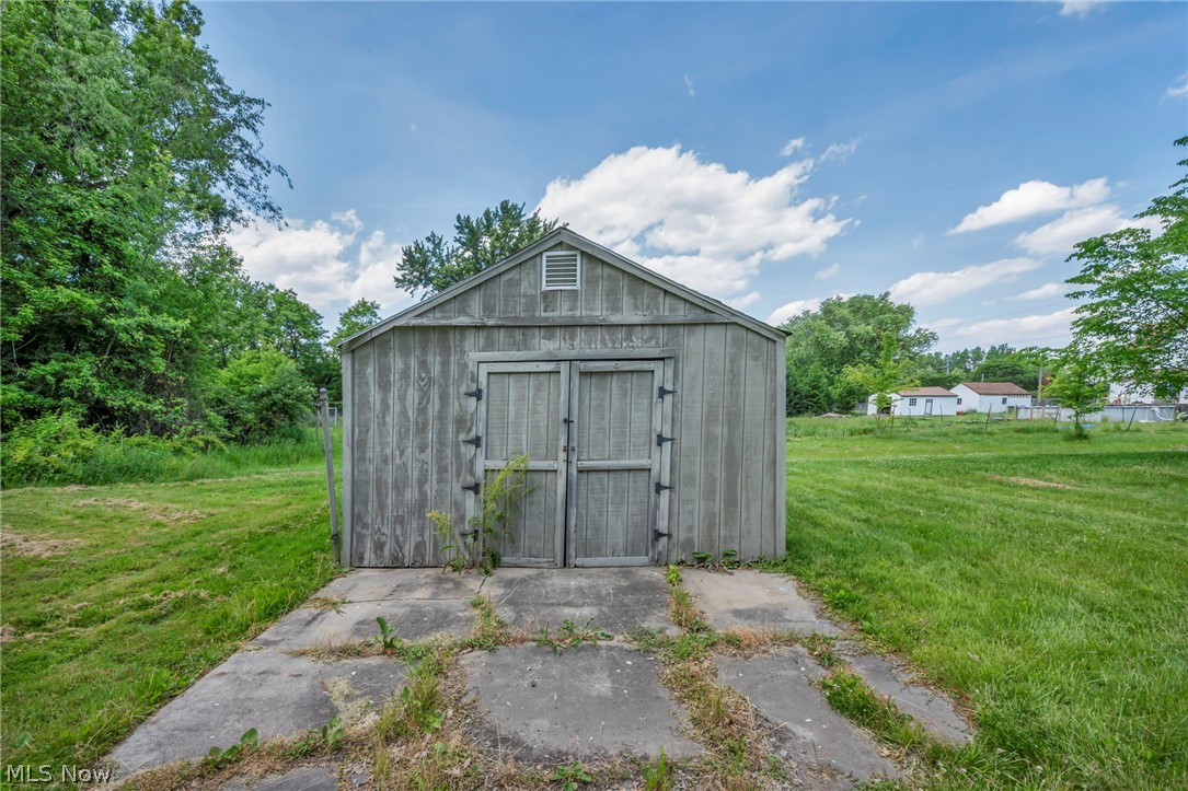 1974 - 1984 Warren Avenue Niles OH 44446