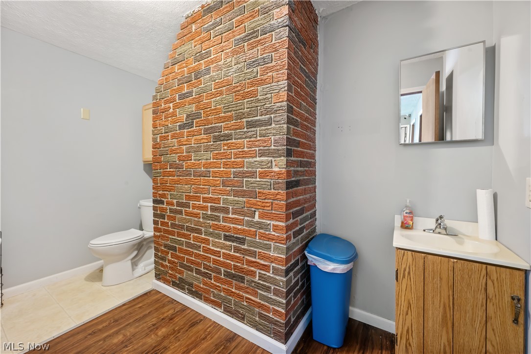 4001 S Cleveland Massillon Road Barberton OH 44203