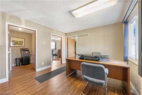 4001 S Cleveland Massillon Road Barberton OH 44203