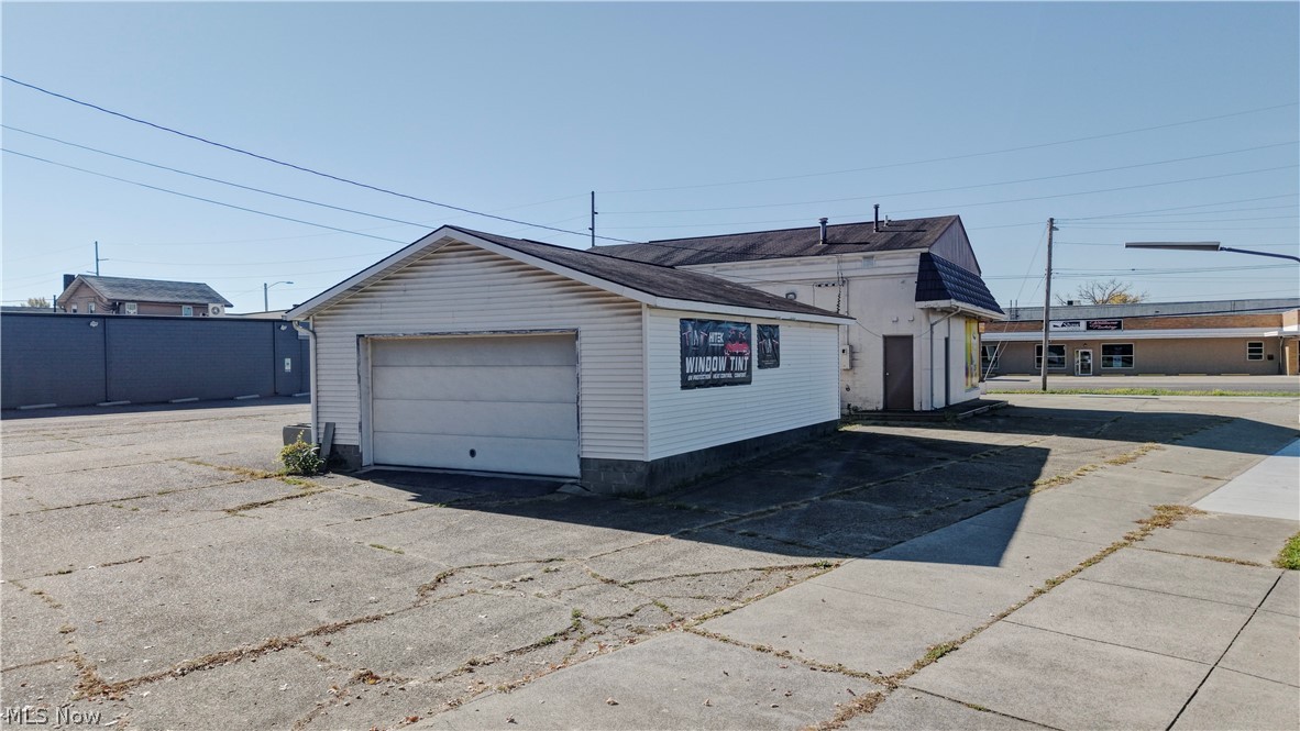105 S Wooster Avenue Dover OH 44622