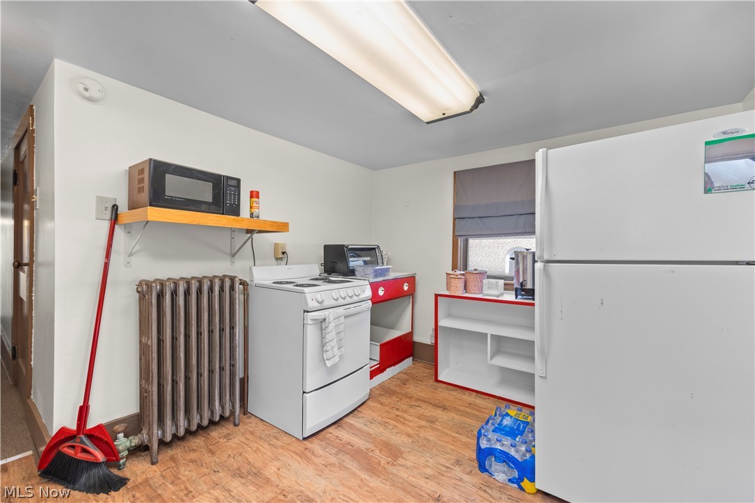 18 E Main Street Seville OH 44273