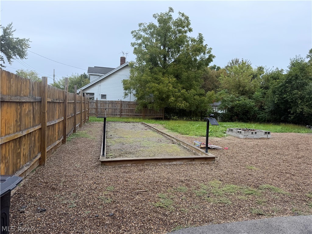 1666 Mahoning Avenue Youngstown OH 44509
