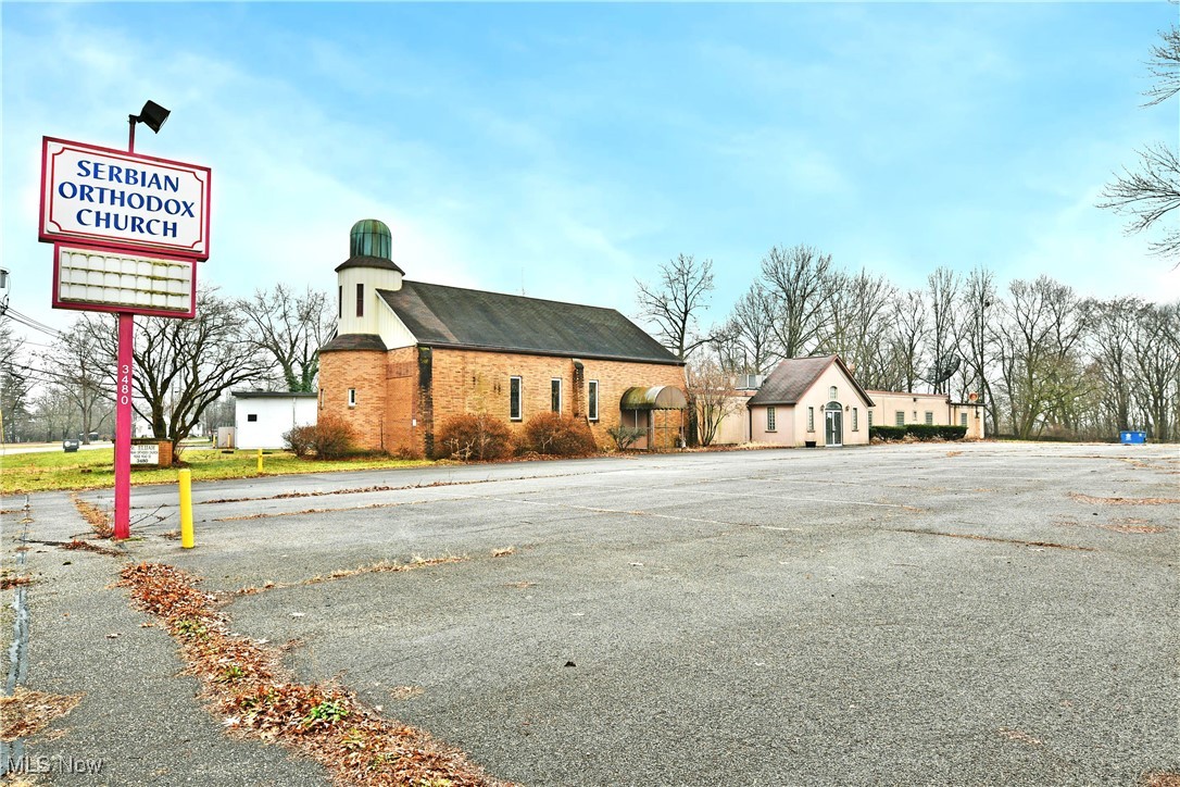 3480 Ridge Road Warren OH 44483