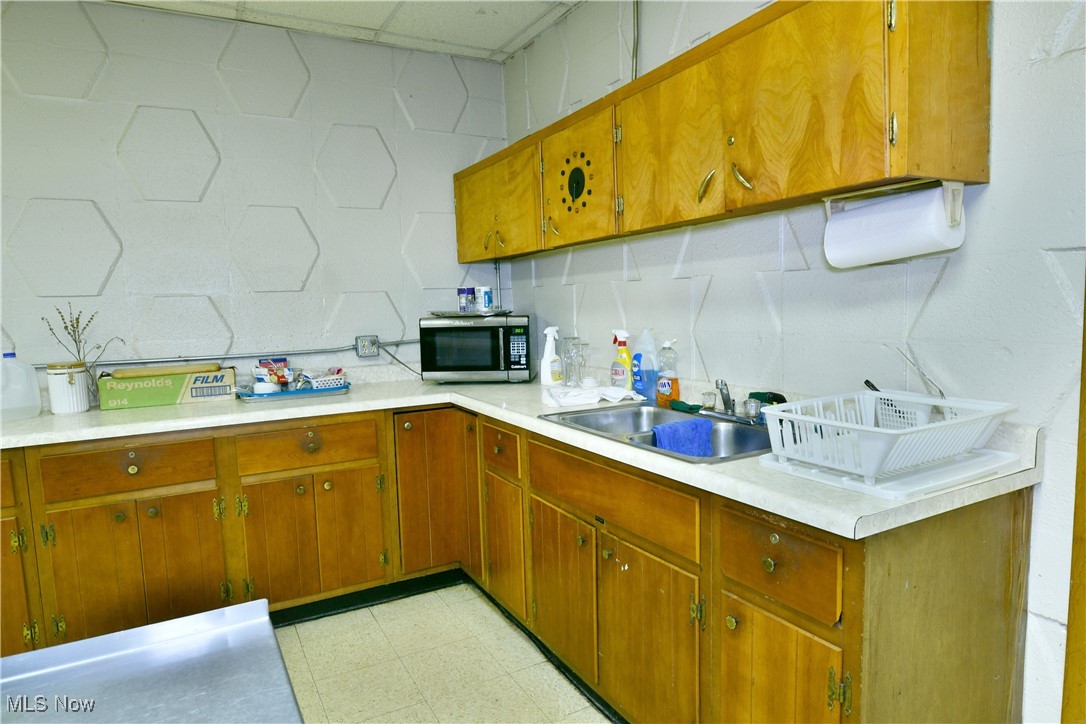 3480 Ridge Road Warren OH 44483