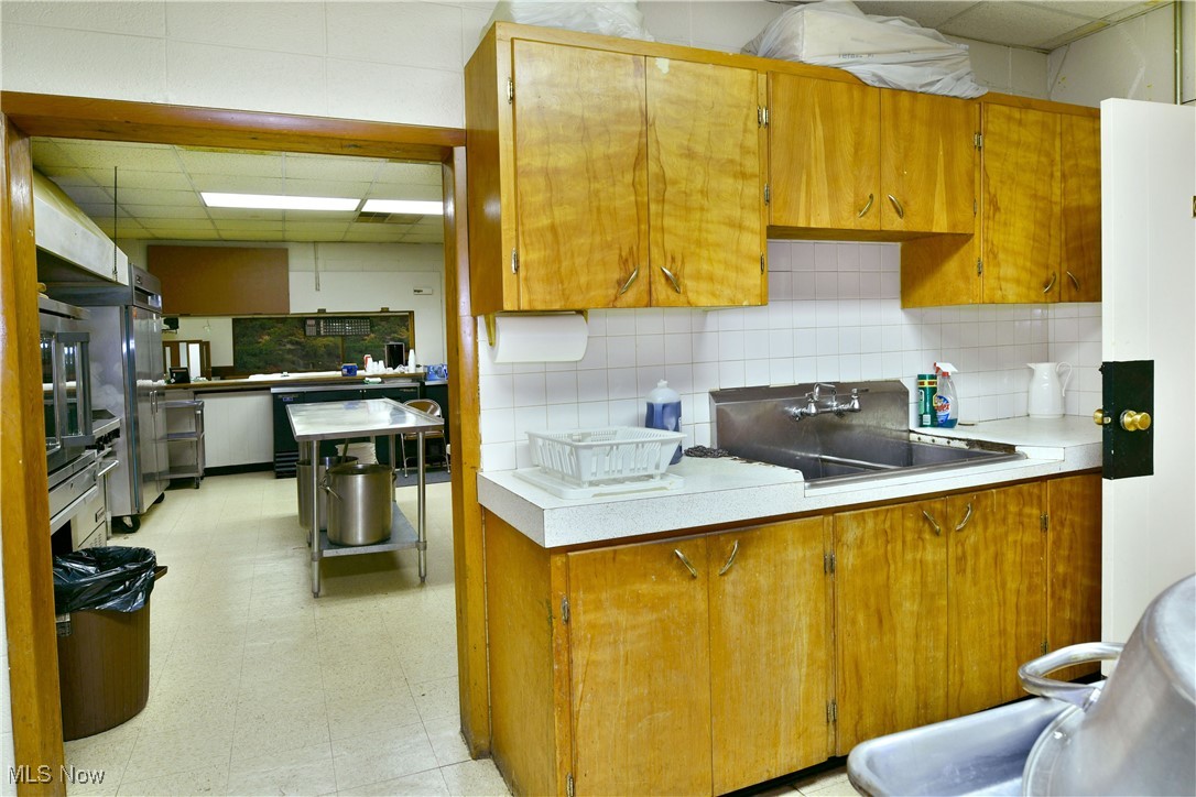 3480 Ridge Road Warren OH 44483