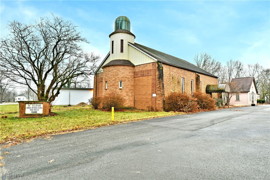 3480 Ridge Road Warren OH 44483
