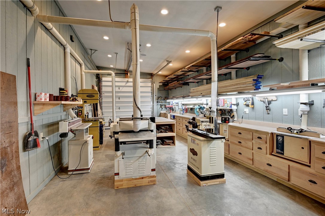 7839 Chestnut Ridge Road NW Beach City OH 44608
