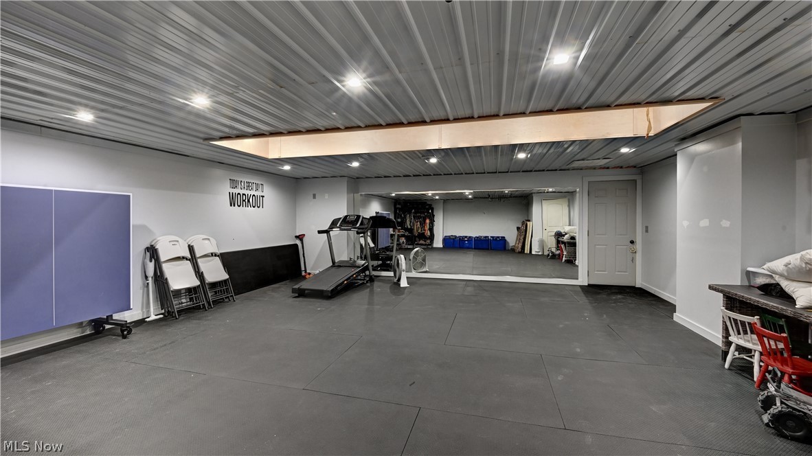7839 Chestnut Ridge Road NW Beach City OH 44608