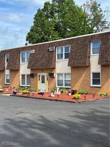 3041 & 3037 Frederick Street Youngstown OH 44505