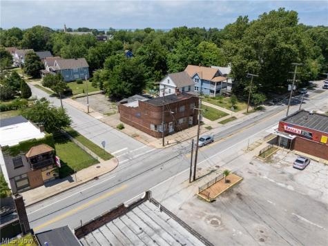 388 E 156th Street Cleveland OH 44110