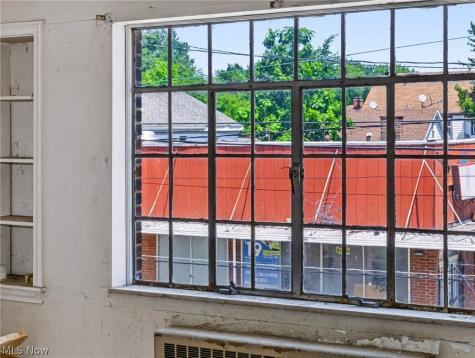388 E 156th Street Cleveland OH 44110