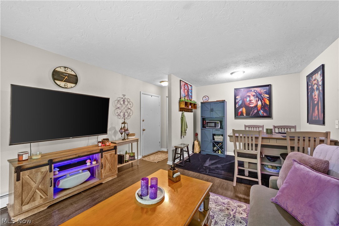 5216 E Lake Road Sheffield OH 44054