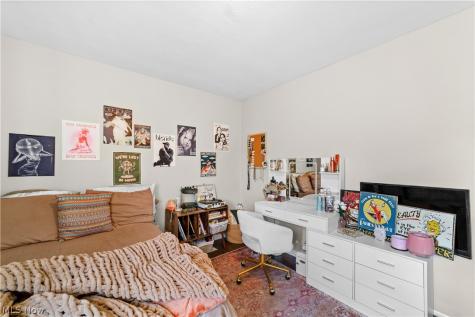 5216 E Lake Road Sheffield OH 44054