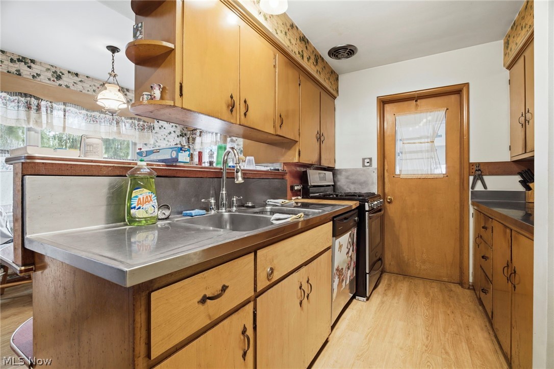 7 Birch Avenue Northfield OH 44067