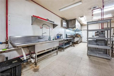 25 Madison Street Leetonia OH 44431