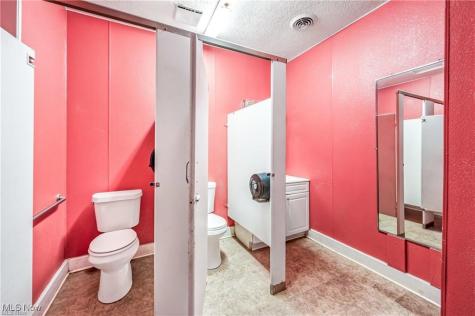 25 Madison Street Leetonia OH 44431