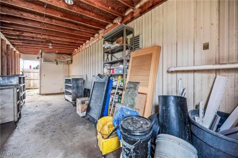 25 Madison Street Leetonia OH 44431