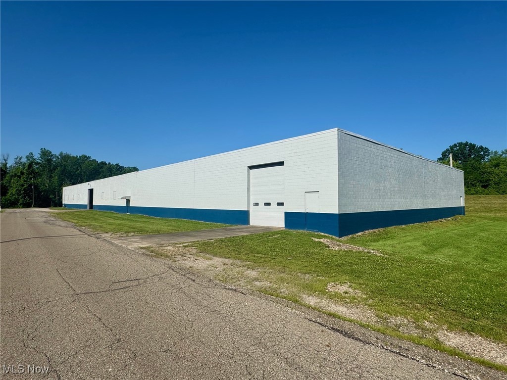 395, 425, 450 Cambridge Street Cambridge OH 43725