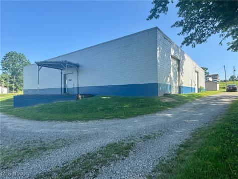 395, 425, 450 Cambridge Street Cambridge OH 43725