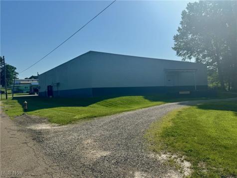 395, 425, 450 Cambridge Street Cambridge OH 43725