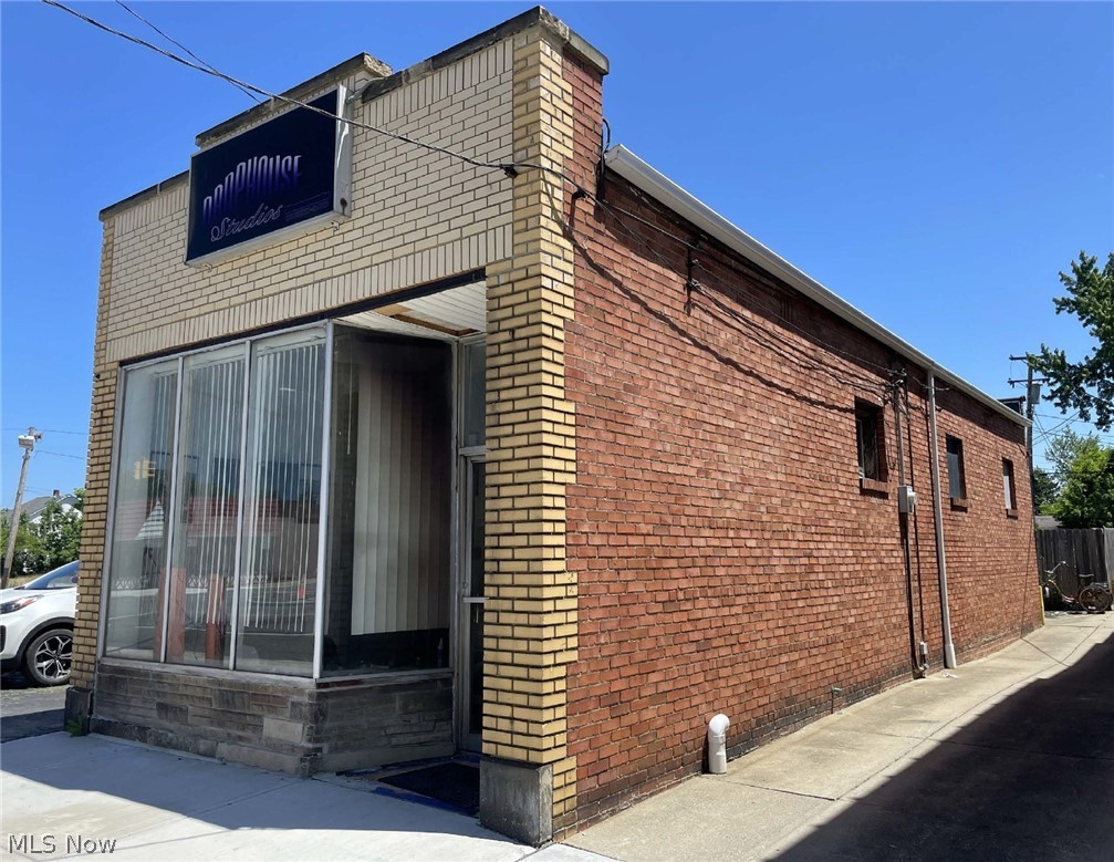 759 E 185th Street E Cleveland OH 44119