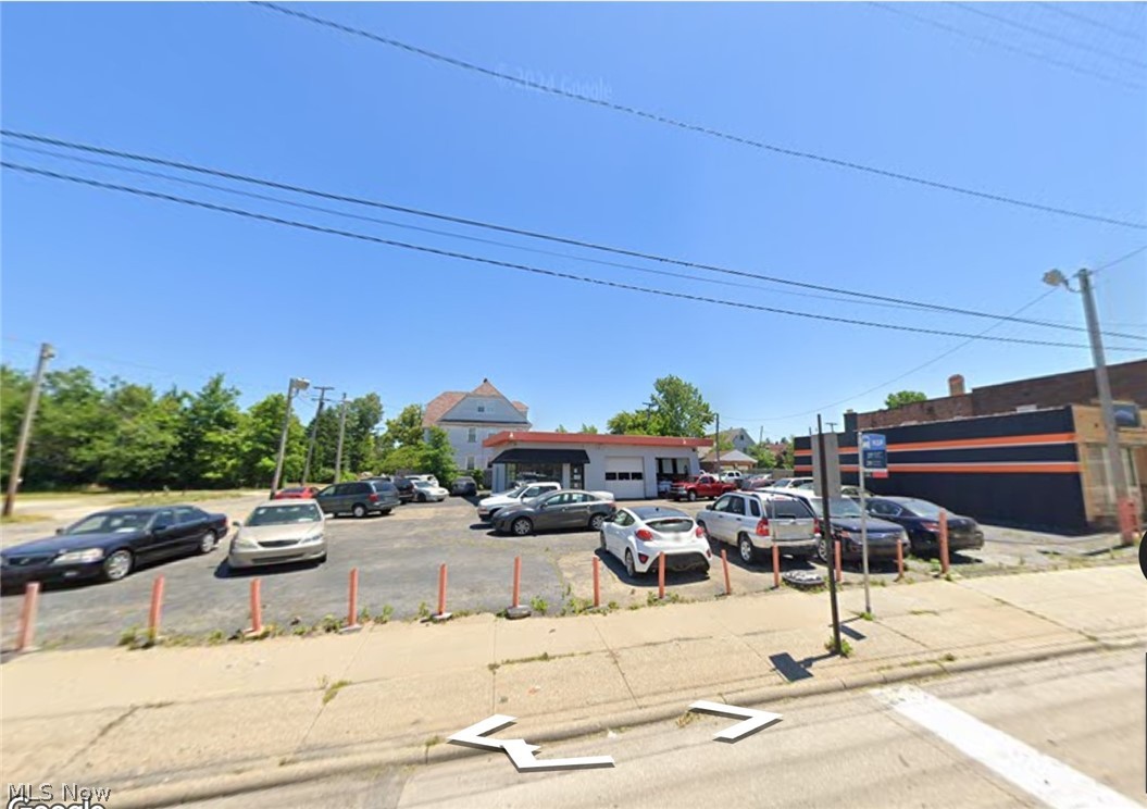 759 E 185th Street E Cleveland OH 44119