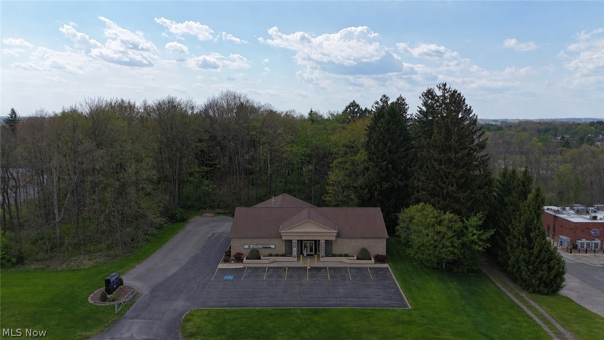 9074 Market Street North Lima OH 44452