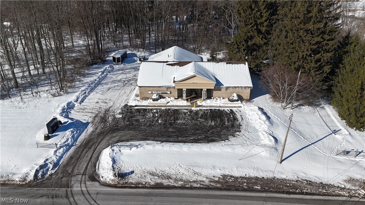 9074 Market Street North Lima OH 44452