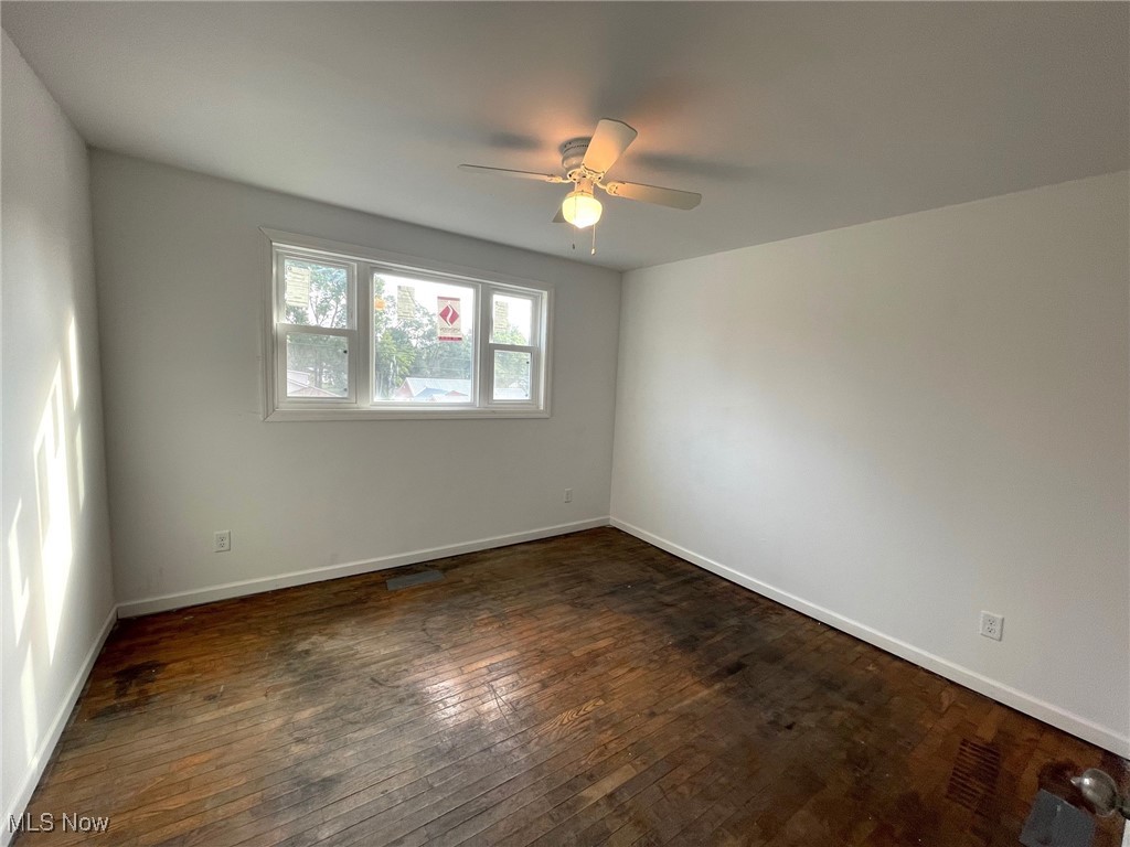 2627 Waynesburg Drive SE Canton OH 44707