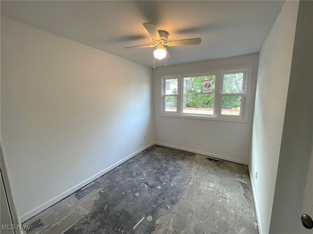 2627 Waynesburg Drive SE Canton OH 44707