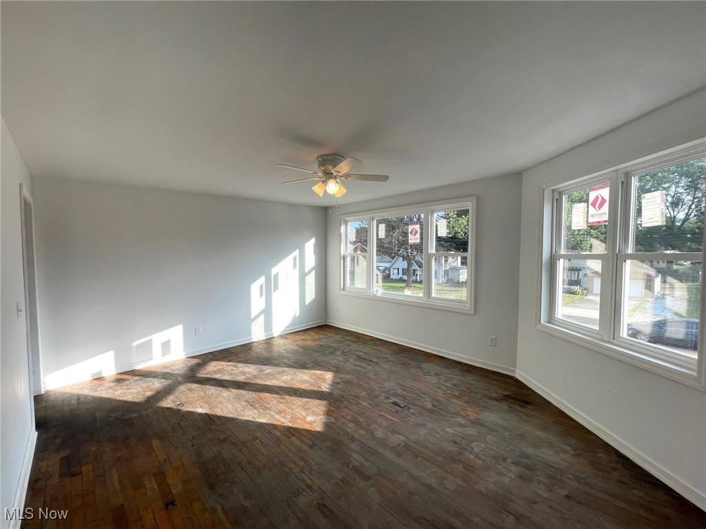 2627 Waynesburg Drive SE Canton OH 44707