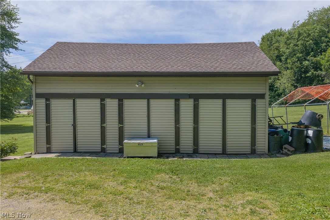6297 Columbia Road NW Dover OH 44622