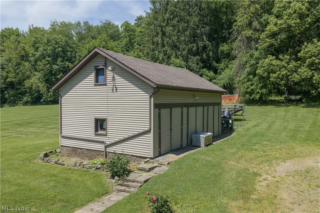 6297 Columbia Road NW Dover OH 44622