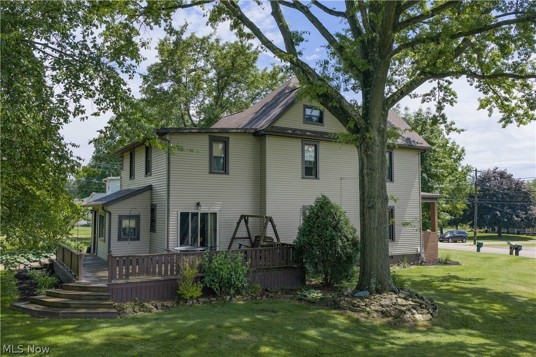 6297 Columbia Road NW Dover OH 44622