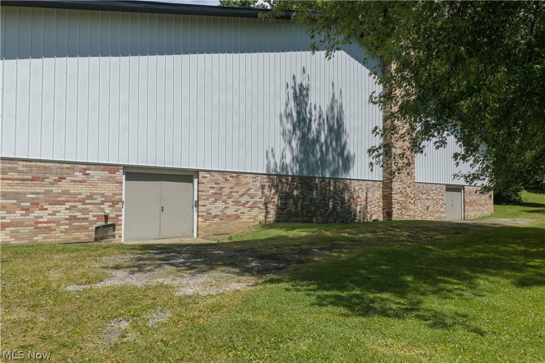 6297 Columbia Road NW Dover OH 44622
