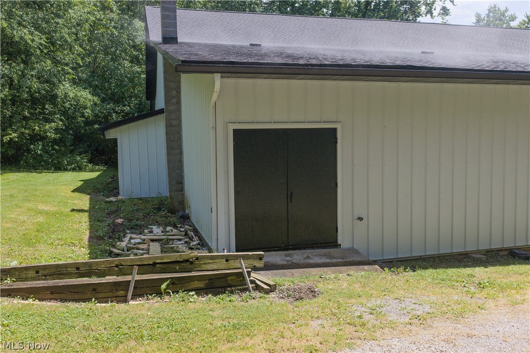 6297 Columbia Road NW Dover OH 44622