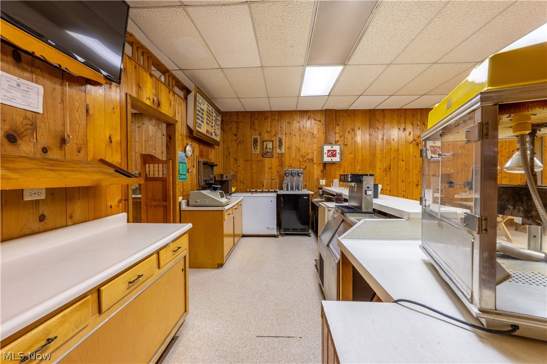 6297 Columbia Road NW Dover OH 44622