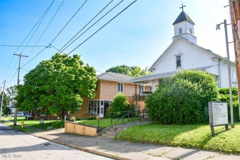 128 21st Street NW Barberton OH 44203