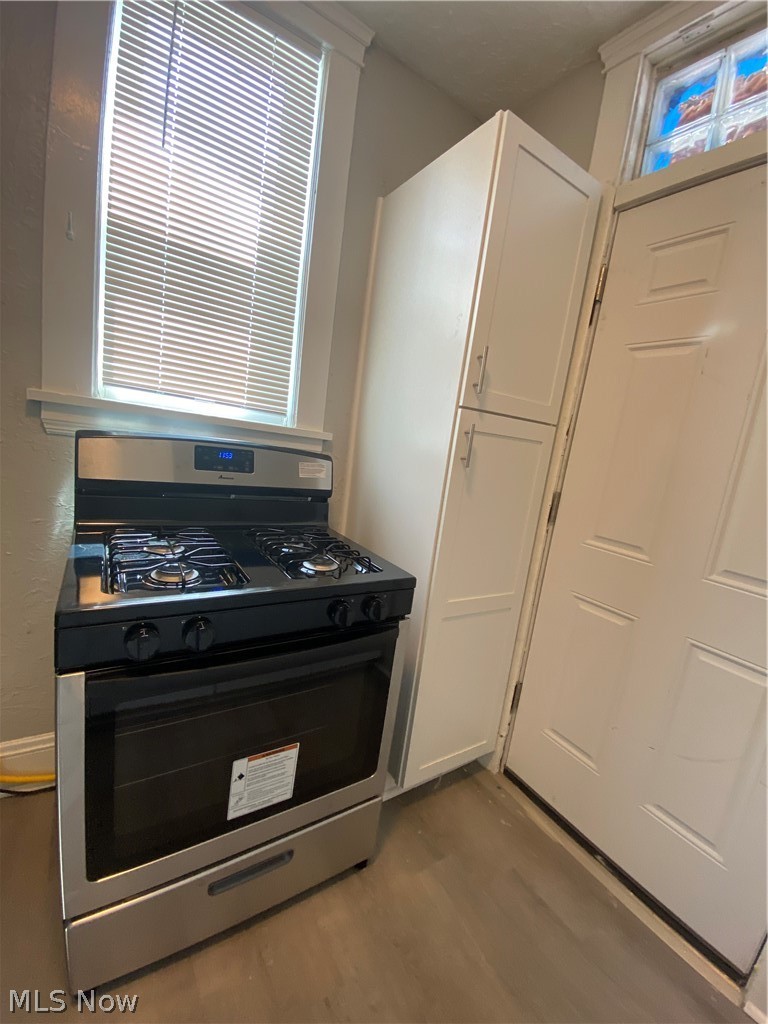 1497 Coutant Avenue Lakewood OH 44107