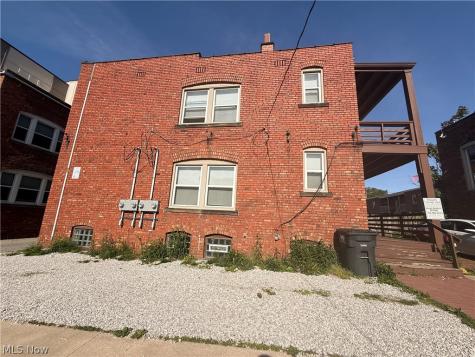 1497 Coutant Avenue Lakewood OH 44107