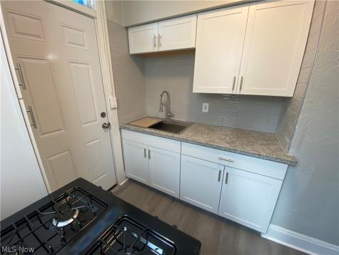 1497 Coutant Avenue Lakewood OH 44107