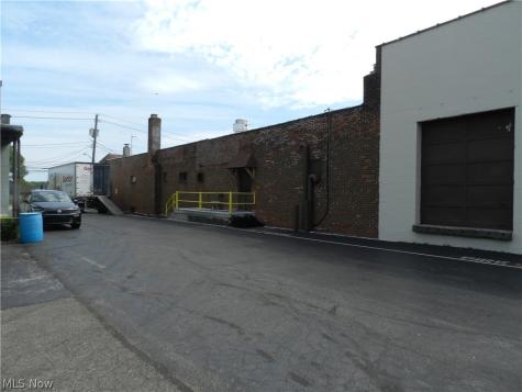 24945 Detroit Road Westlake OH 44145