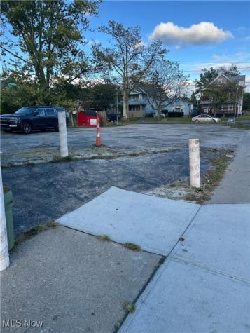 15315 Bartlett Avenue Cleveland OH 44120