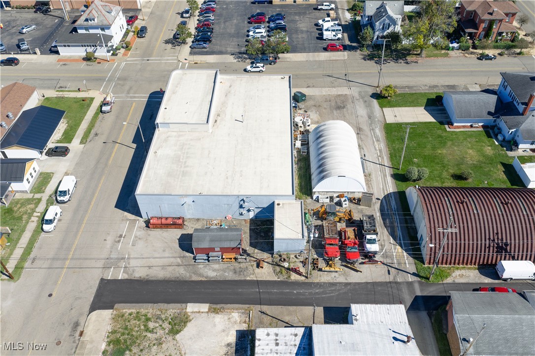 126 N Main Street Uhrichsville OH 44683