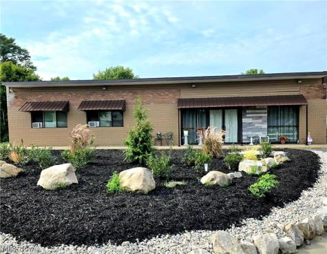 2973 G Street Lorain OH 44052